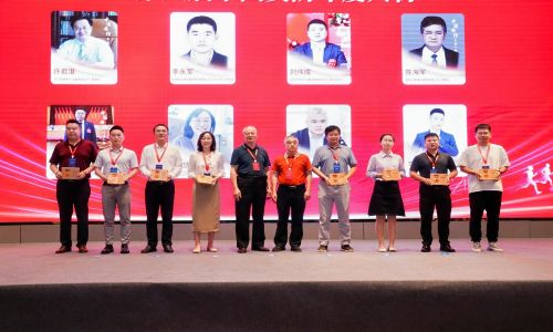 宇航工業(yè)交換機(jī)再次榮獲中國安防行業(yè)優(yōu)秀產(chǎn)品解決方案獎(jiǎng)及中國安防年度人物獎(jiǎng)
